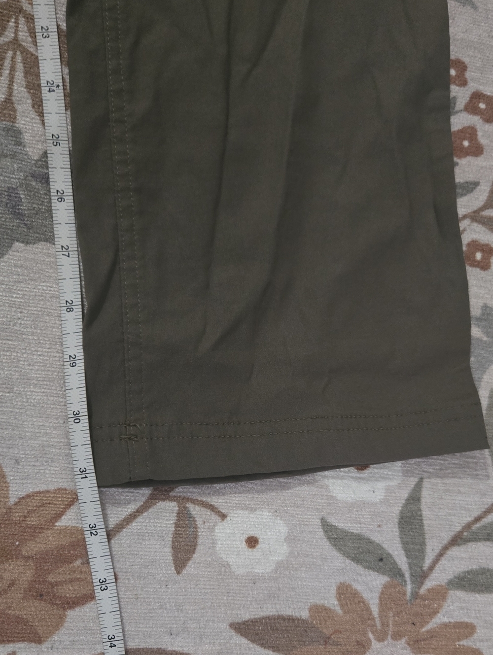 Womens Eddie Bauer First Ascent Cargo Pants Size 10 Okive Green - Picture 2 of 8
